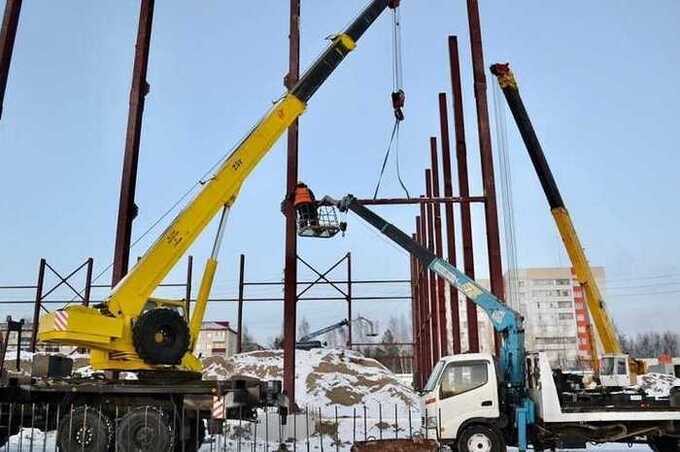 Суд взыскал миллионы — город платит, подрядчик скрылся