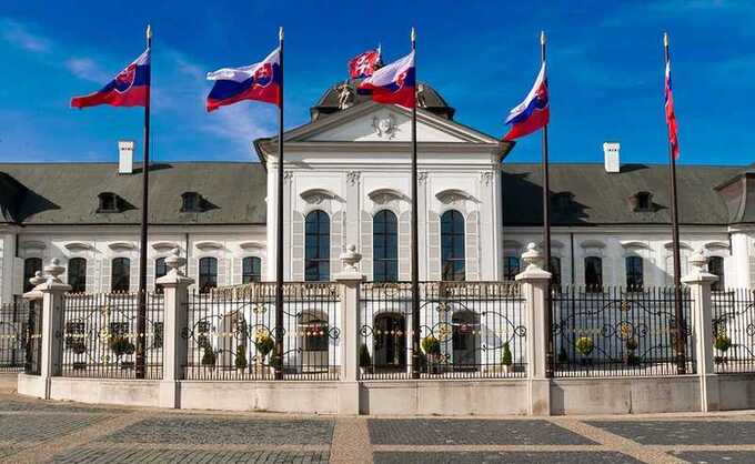 Парламент Словакии призвал правительство не вводить новые санкции против России