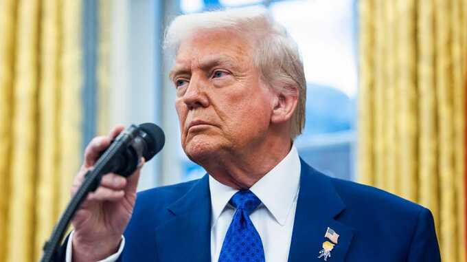 Сенатор-трампист Тубервилл назвал Зеленского диктатором